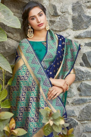 zari butta banarasi saree