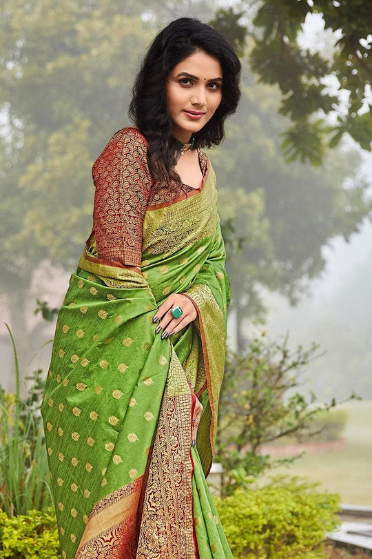 Kelly Green Zari Butti Woven Banarasi Saree
