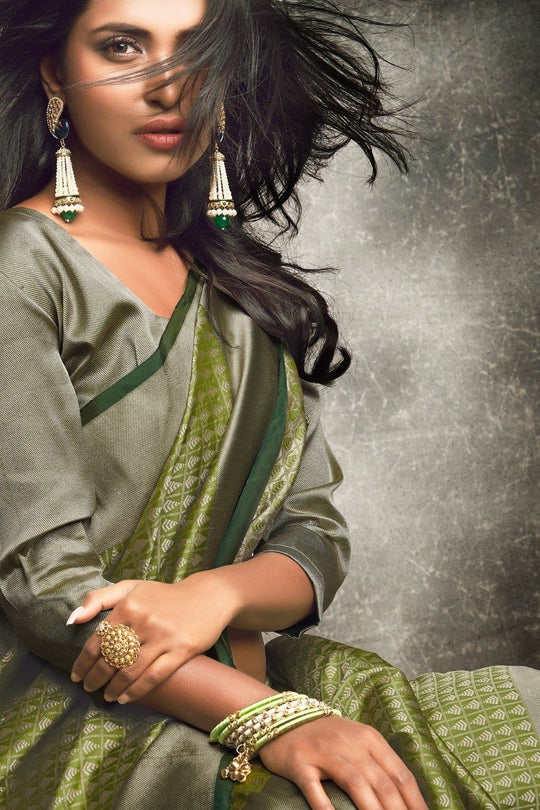 Banarasi Saree Light Green Woven Banarasi Saree saree online