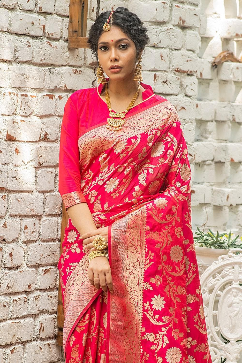 Buy pink banarasi saree online on Karagiri | FLAT 60% OFF