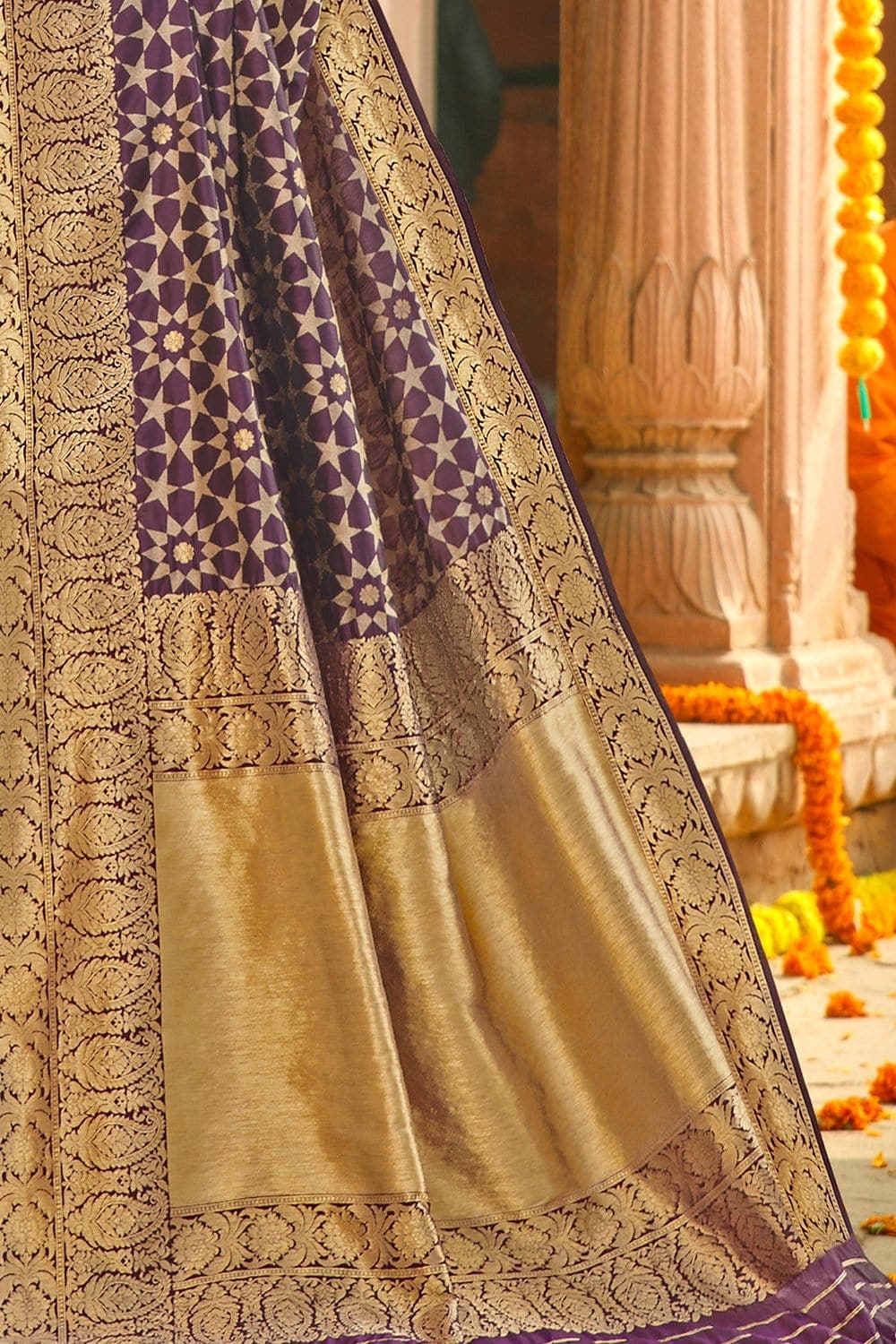 Buy Pastel violet  zari woven banarasi saree online - karagiri