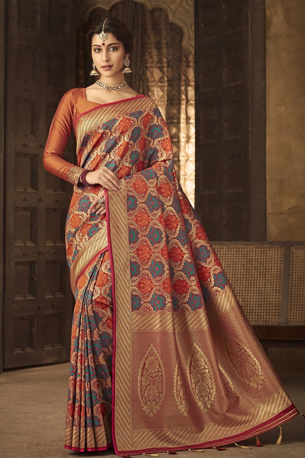 Buy Rusty brown zari woven banarasi saree online at best price - Karagiri