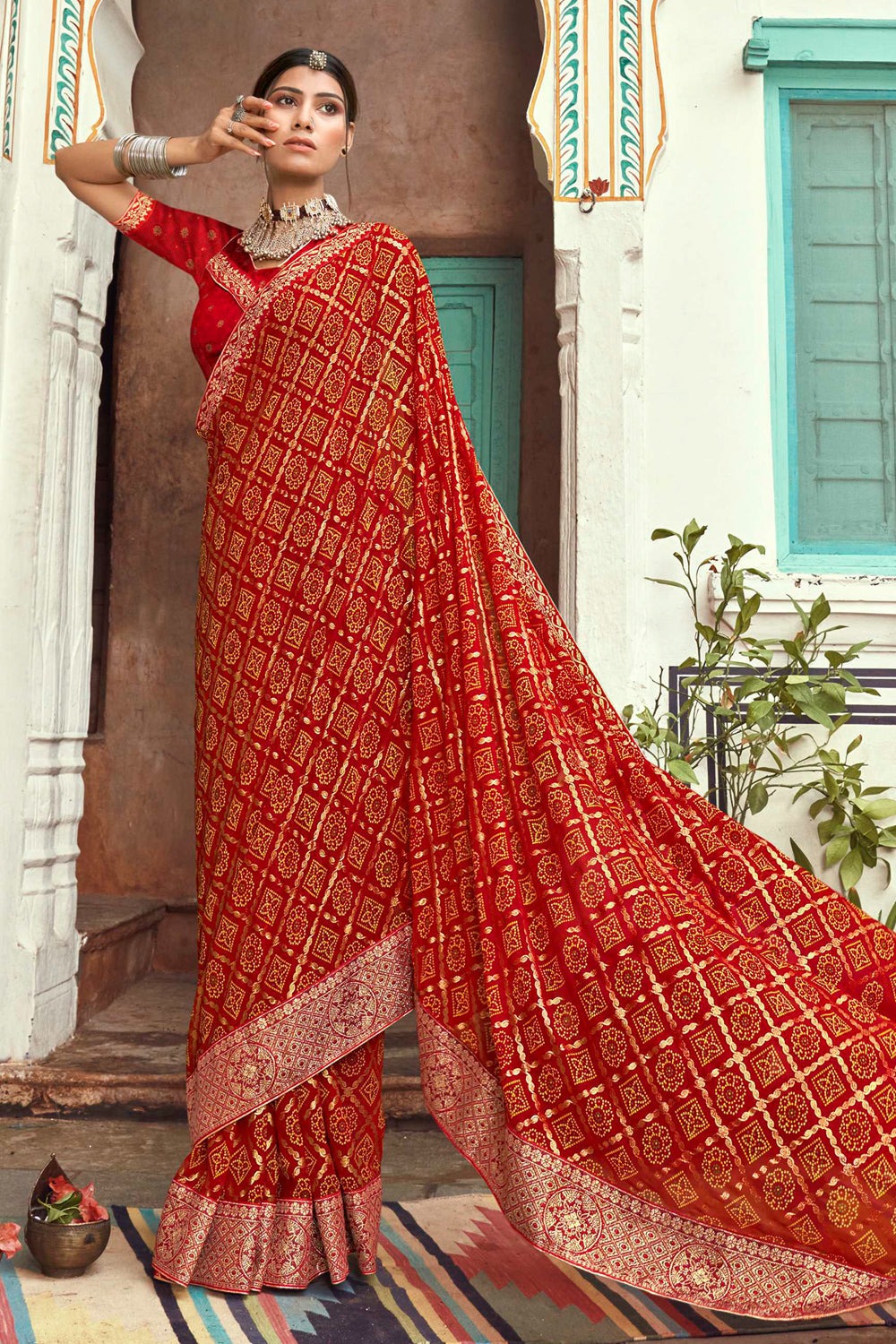 Red bandhani sarees online clearance