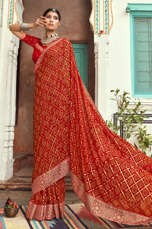 red bandhani saree