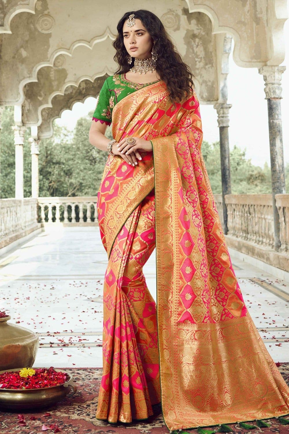 Buy Latest Gold Sarees Designs Online