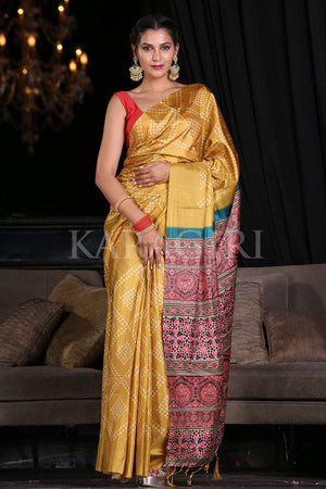 Dandelion Yellow Digital Print Saree