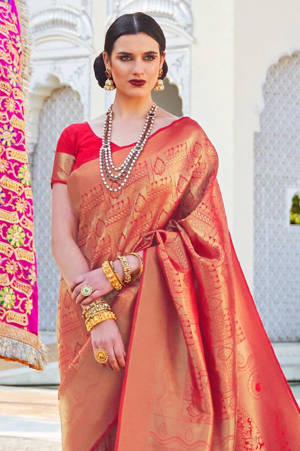 Buy the beautiful Cherry Red Woven Kanjivaram Saree - Karagiri