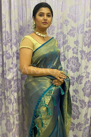 PRAJAKTA MALI in Turquoise Blue Kanjivaram Saree