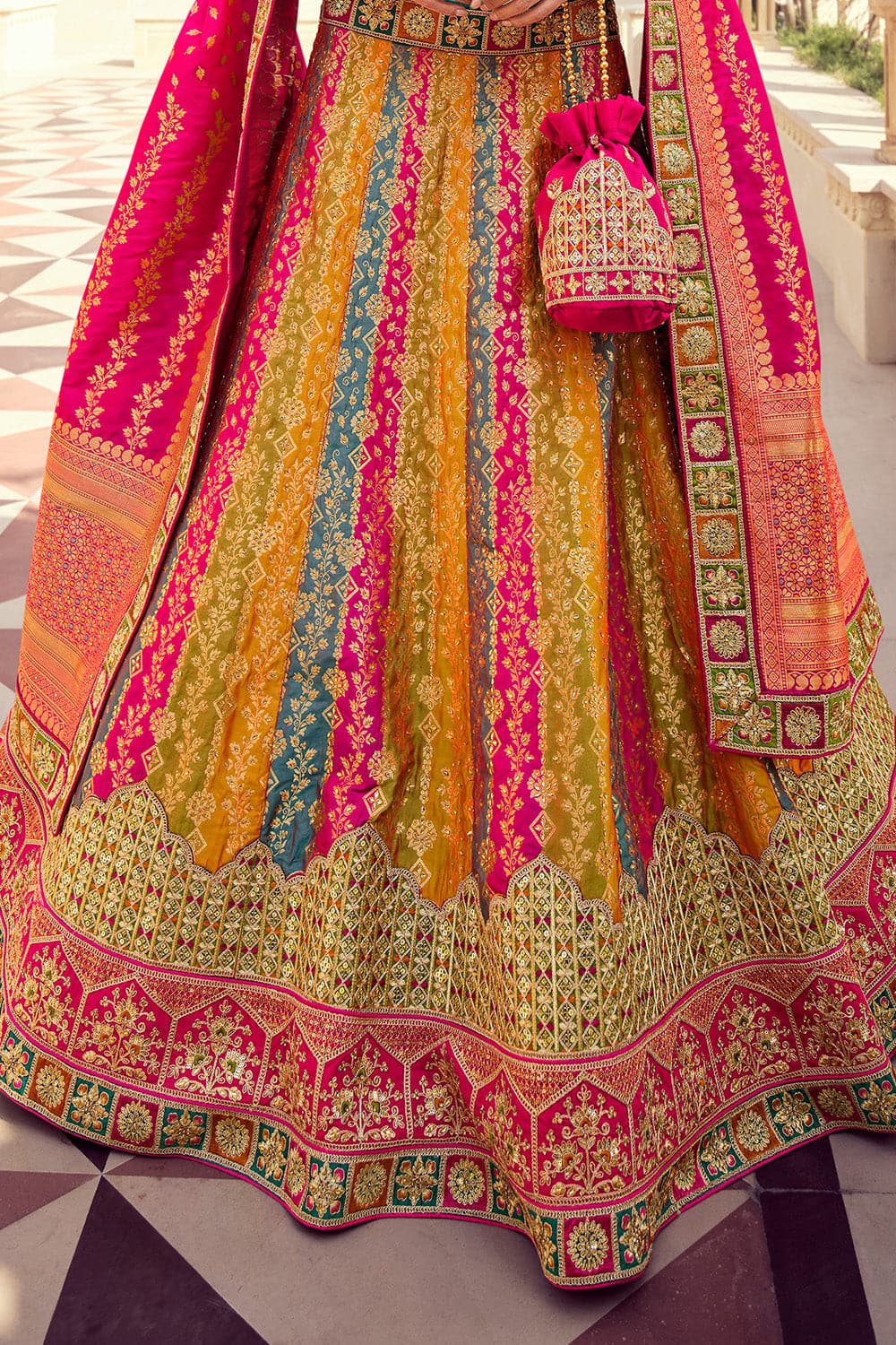 Green Bandhani Silk Lehenga | Order Now Lehenga With Choli And Dupatta –  jhakhas.com