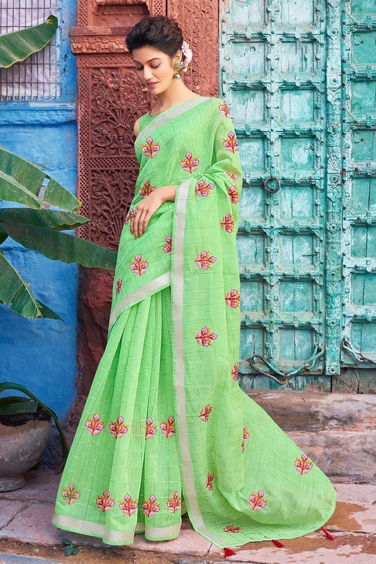 Beautiful Emerald Green Linen Blend Saree