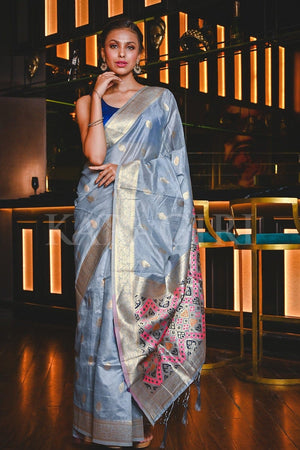 Explore Maheshwari Silk Sarees online at Karagiri. Shop now