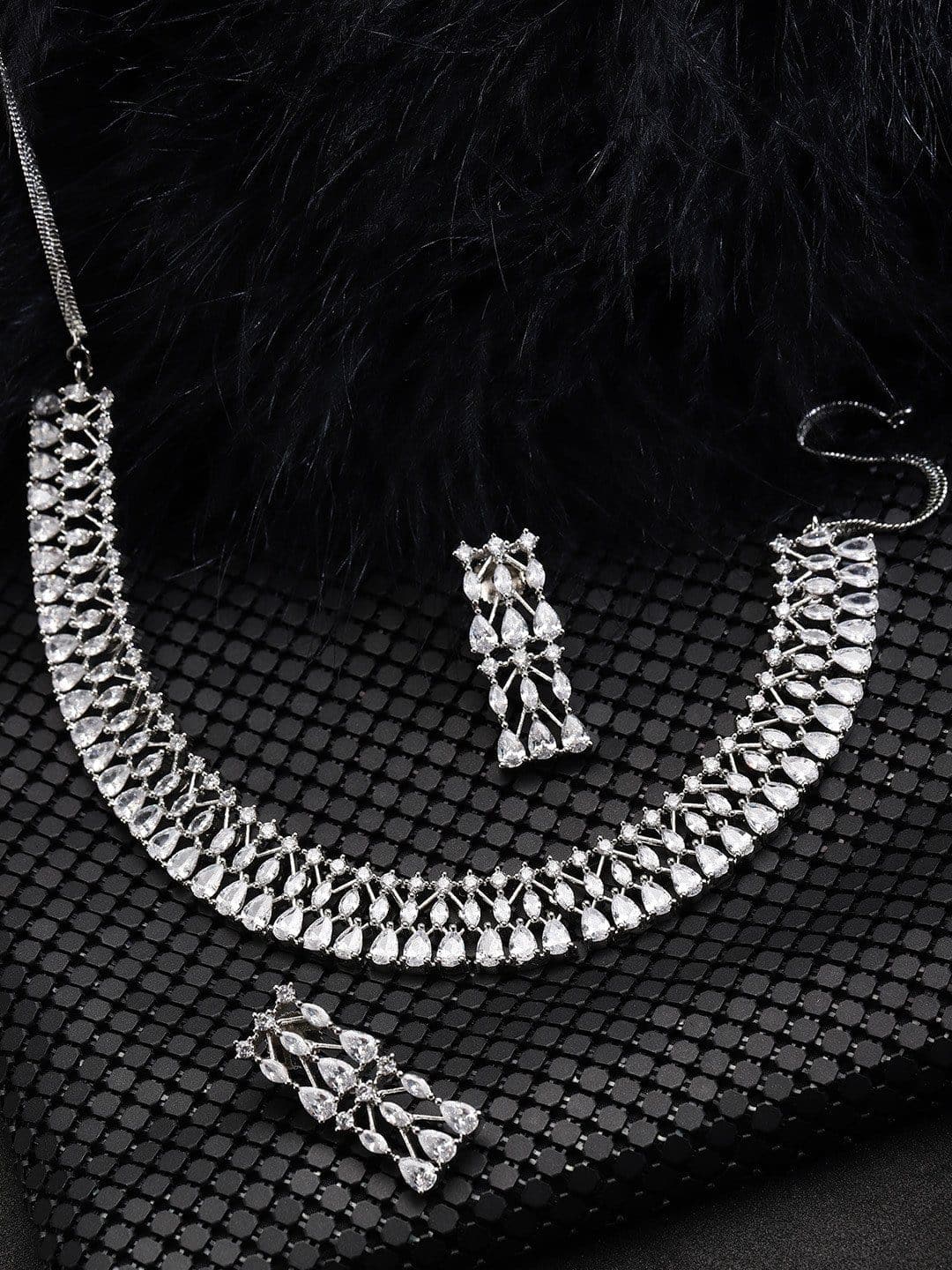 Buy American Diamond Pattern Silver Necklace and Set online-Karagiri