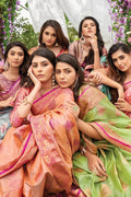saree poses