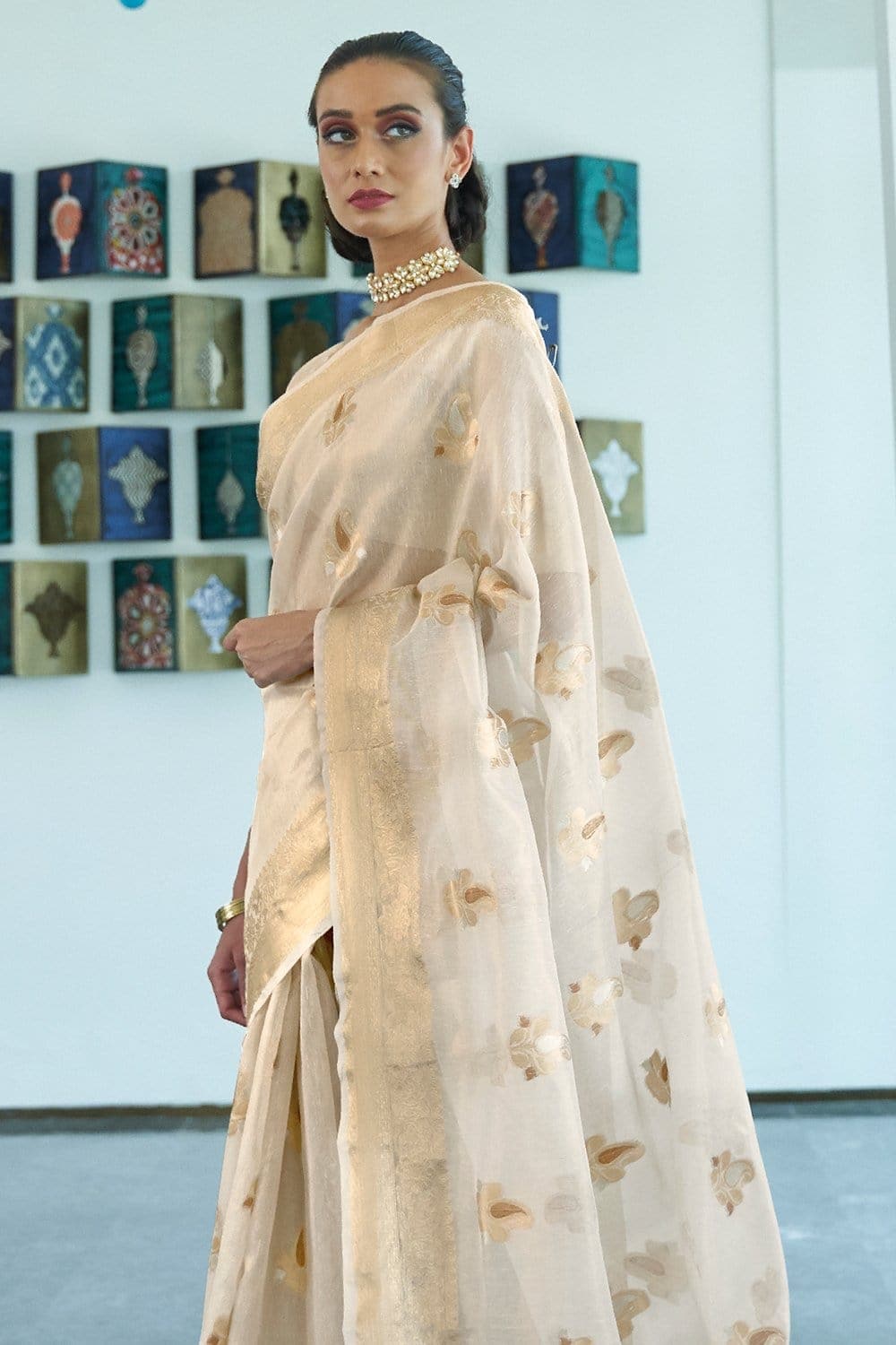 Silk Saree with blouse in Cream colour 14006