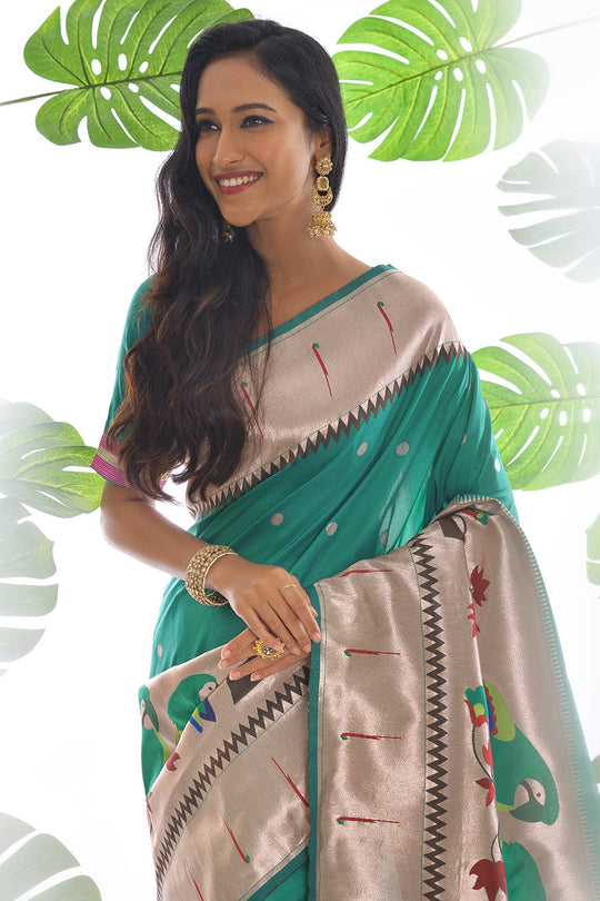 green paithani saree