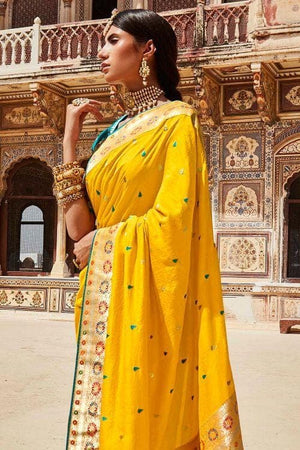 8 Amazing and unique sarees from Craftsvilla handpicked for you | ShoppRe