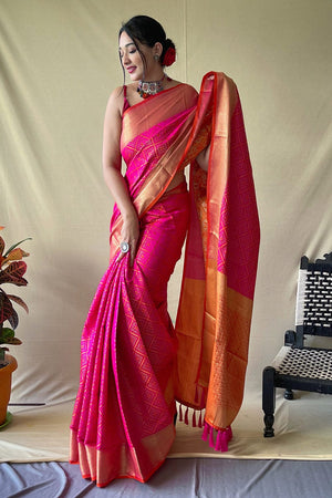 Pink Wedding Sarees Buy Pink Saree For Wedding Online Karagiri