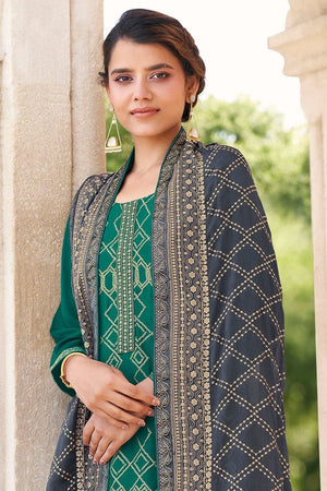 designer suit for women