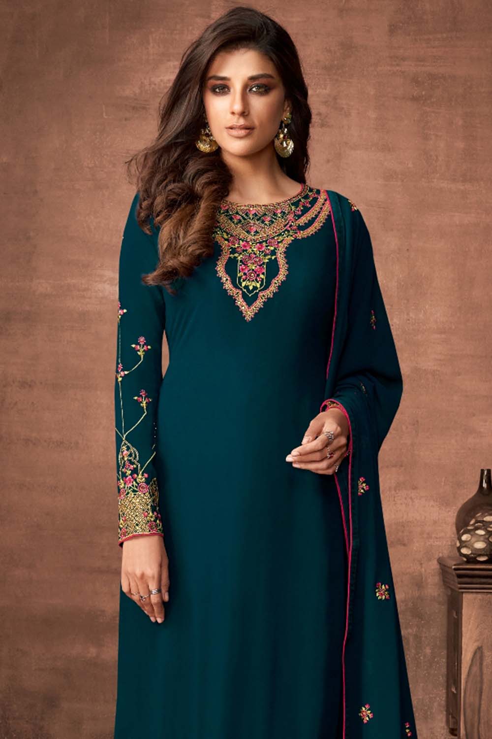 Buy Pine Green Salwar Suit 79787 Online | Karagiri Buy Pine Green Salwar Suit 79787 Online | Karagiri