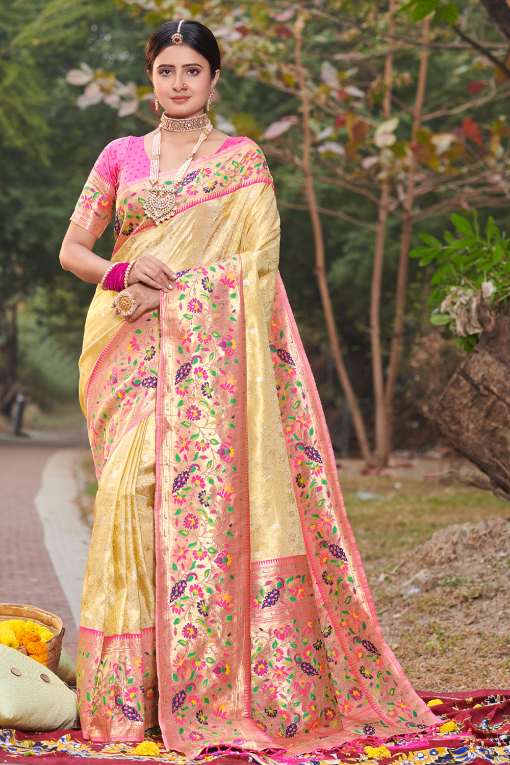 Buy Pastel Beige Paithani Saree Online Karagiri buy-pastel-beige-paithani-saree-online-karagiri