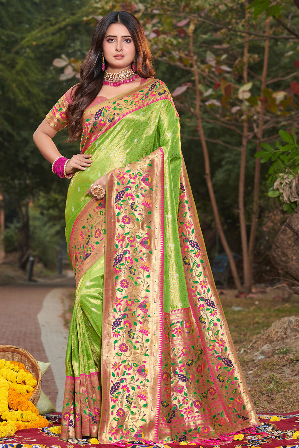 Buy PARAMPARA CREATION Woven Kanjivaram Pure Silk Light Green Sarees Online  @ Best Price In India | Flipkart.com